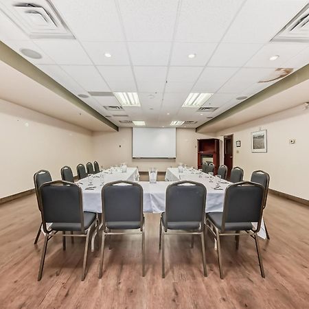 Grande Cache Inn & Suites 외부 사진