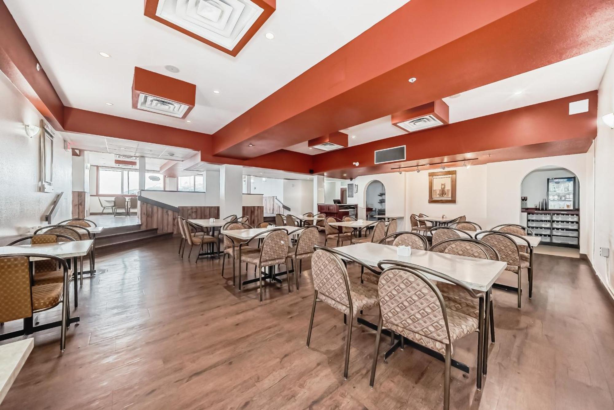 Grande Cache Inn & Suites 외부 사진