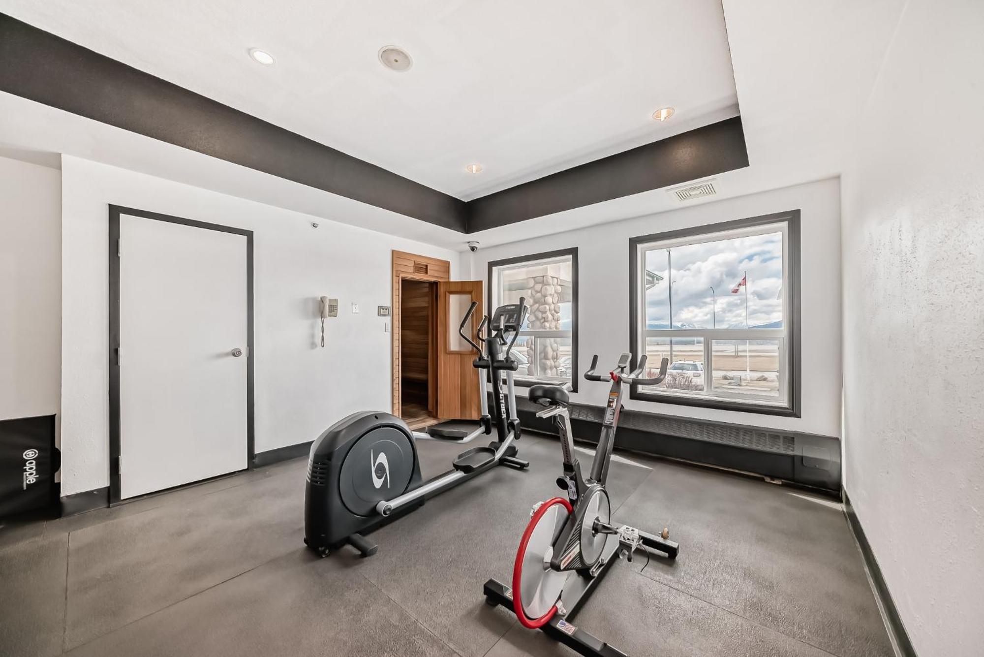 Grande Cache Inn & Suites 외부 사진