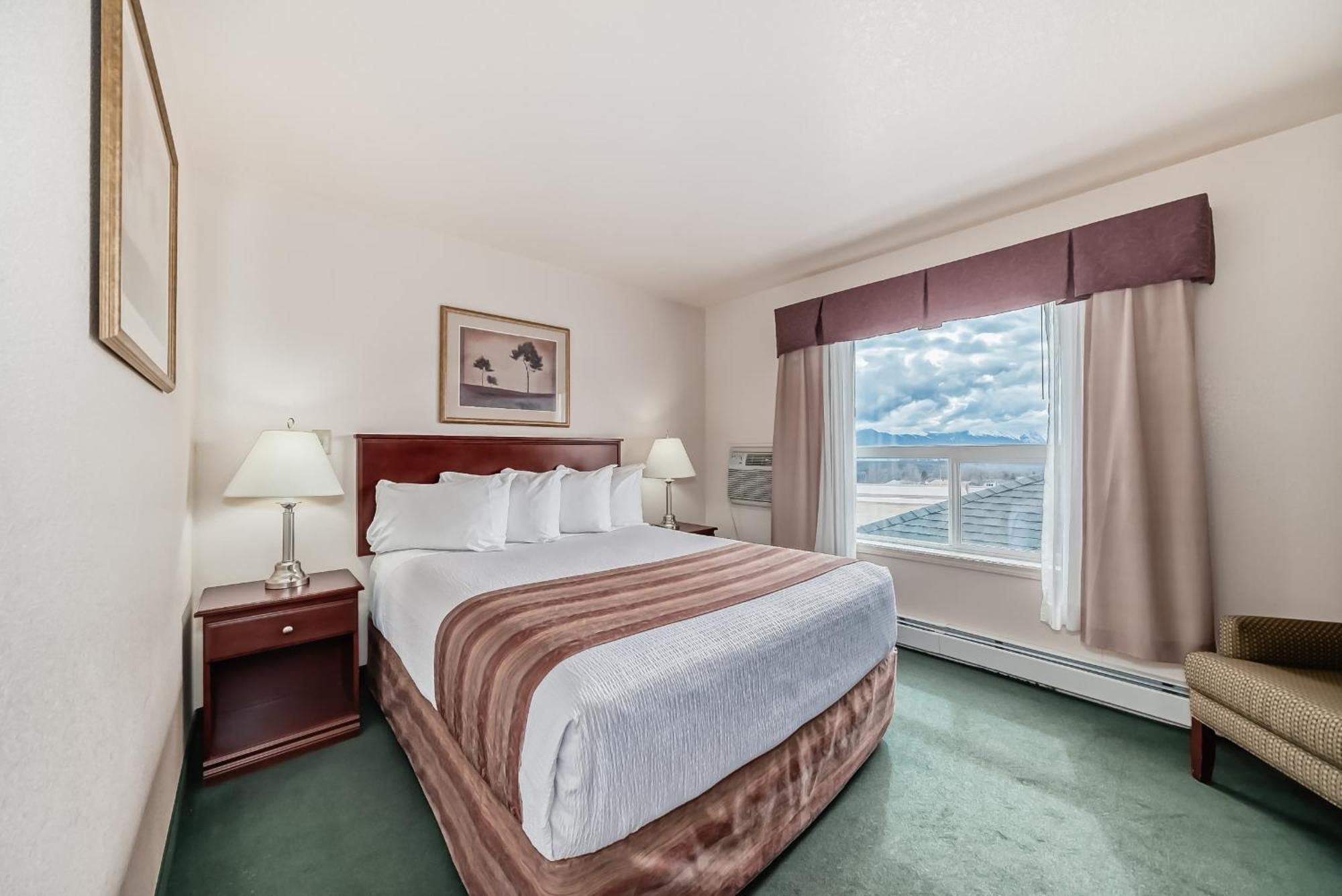 Grande Cache Inn & Suites 외부 사진